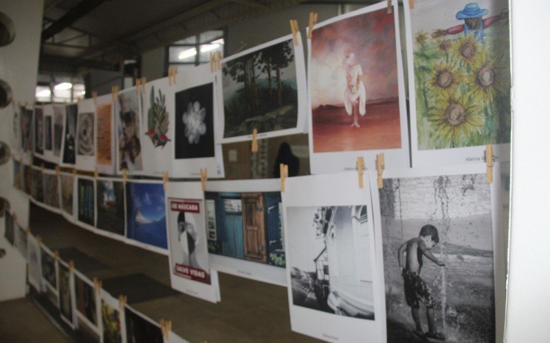 Lançamento do livro Mesa de Arte na Praça - Práticas de coletividade e ação artística em movimento