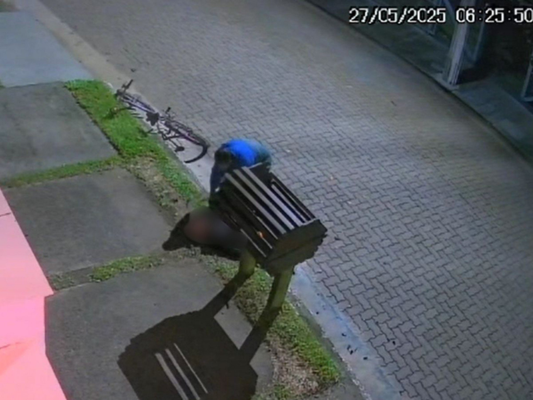 VÍDEO: Instrutor de CFC é morto em ataque de ciclista no litoral norte