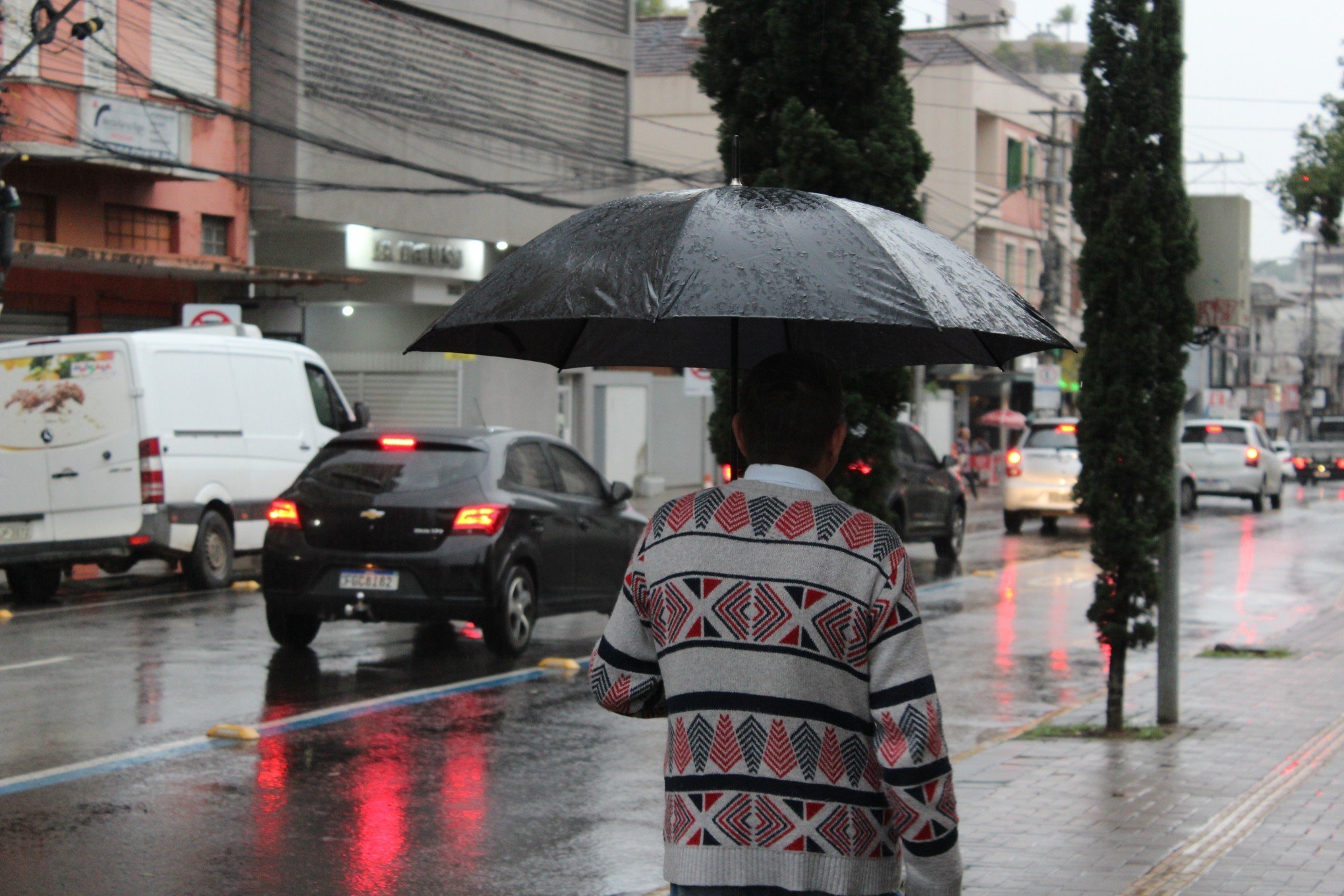 Outono muda no RS com avanço do frio e mais chuva; saiba o que esperar nas próximas semanas