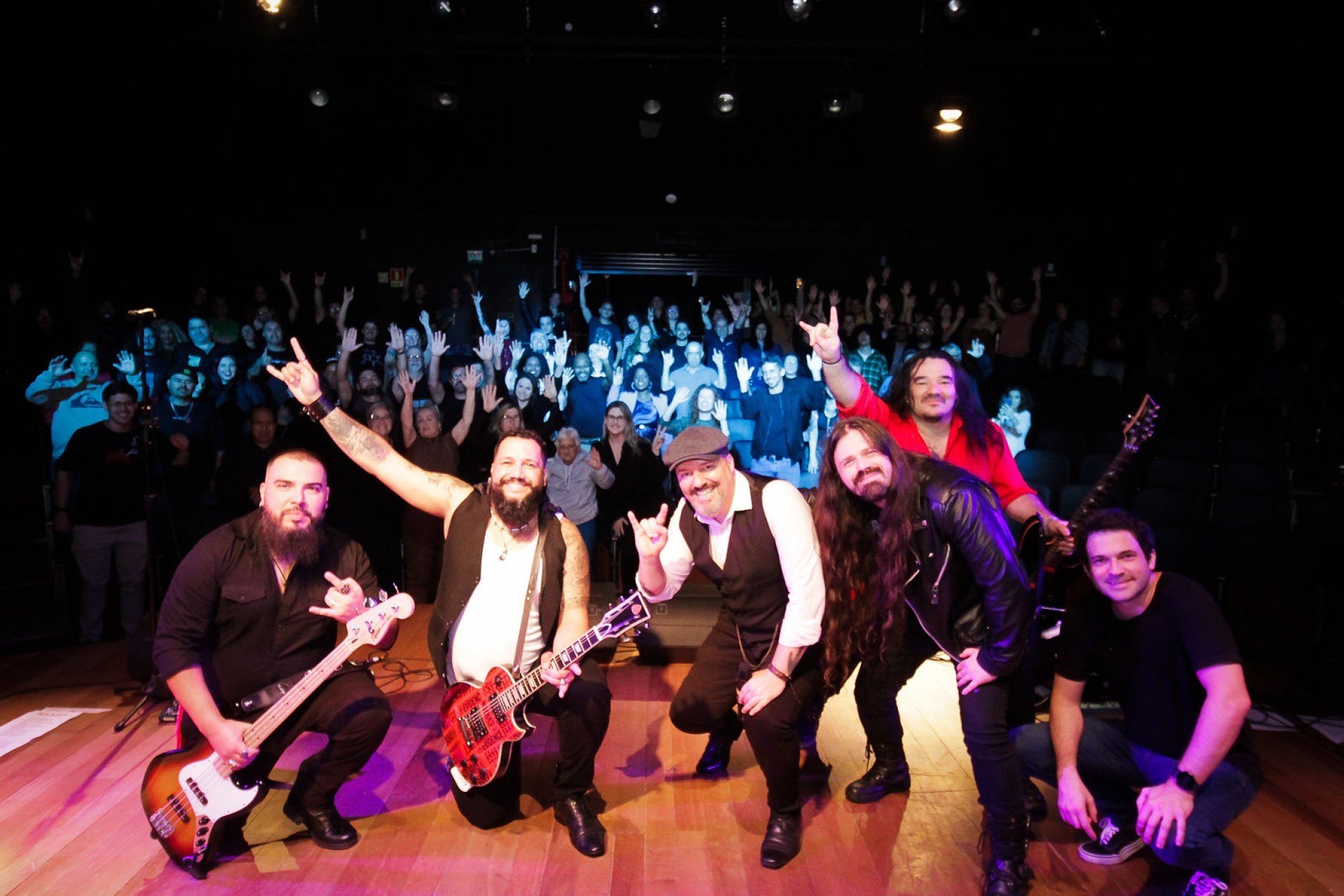 Banda gaúcha Rockaus lança primeiro álbum com direito a gravação de DVD