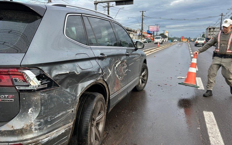 RS-240: Engavetamento entre três carros e caminhão causa transtornos em São Leopoldo | abc+