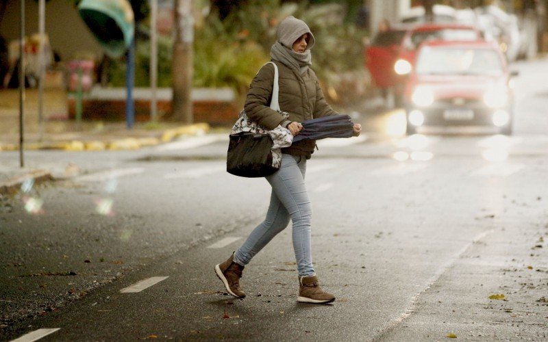 PREVISÃO DO TEMPO: Ciclone vai impulsionar massa de ar frio e Sul do Brasil terá mínimas abaixo de zero | abc+