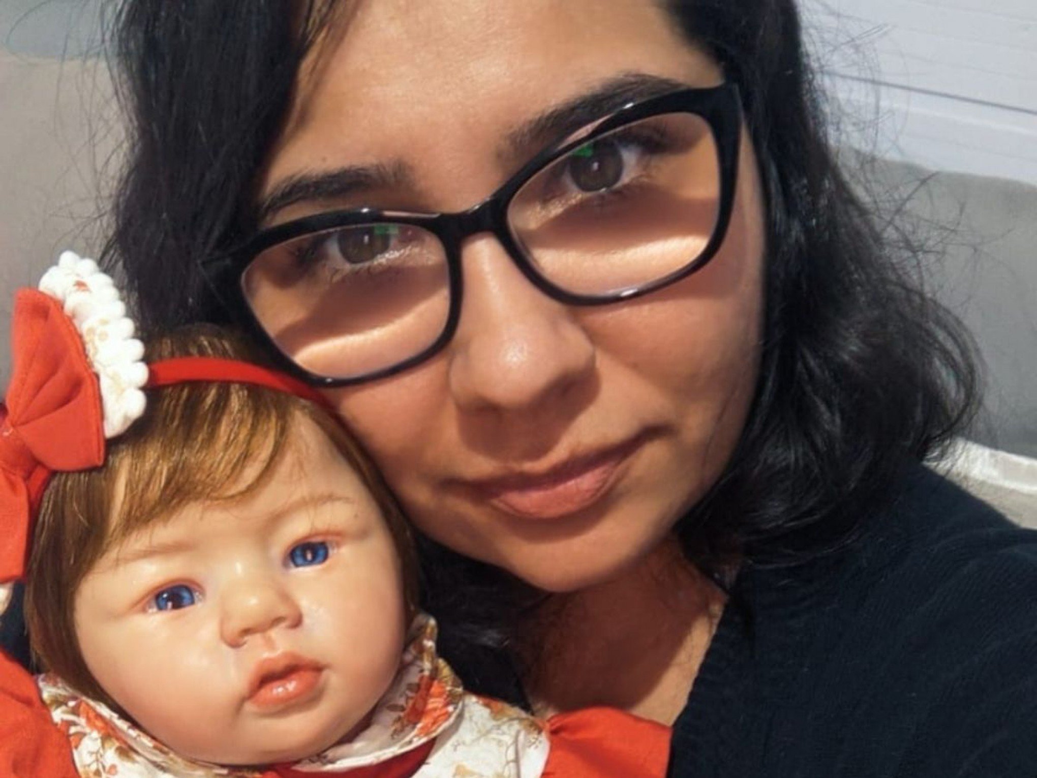 BEBÊ REBORN: "Cegonha" cria bonecas hiper-realistas em Canoas