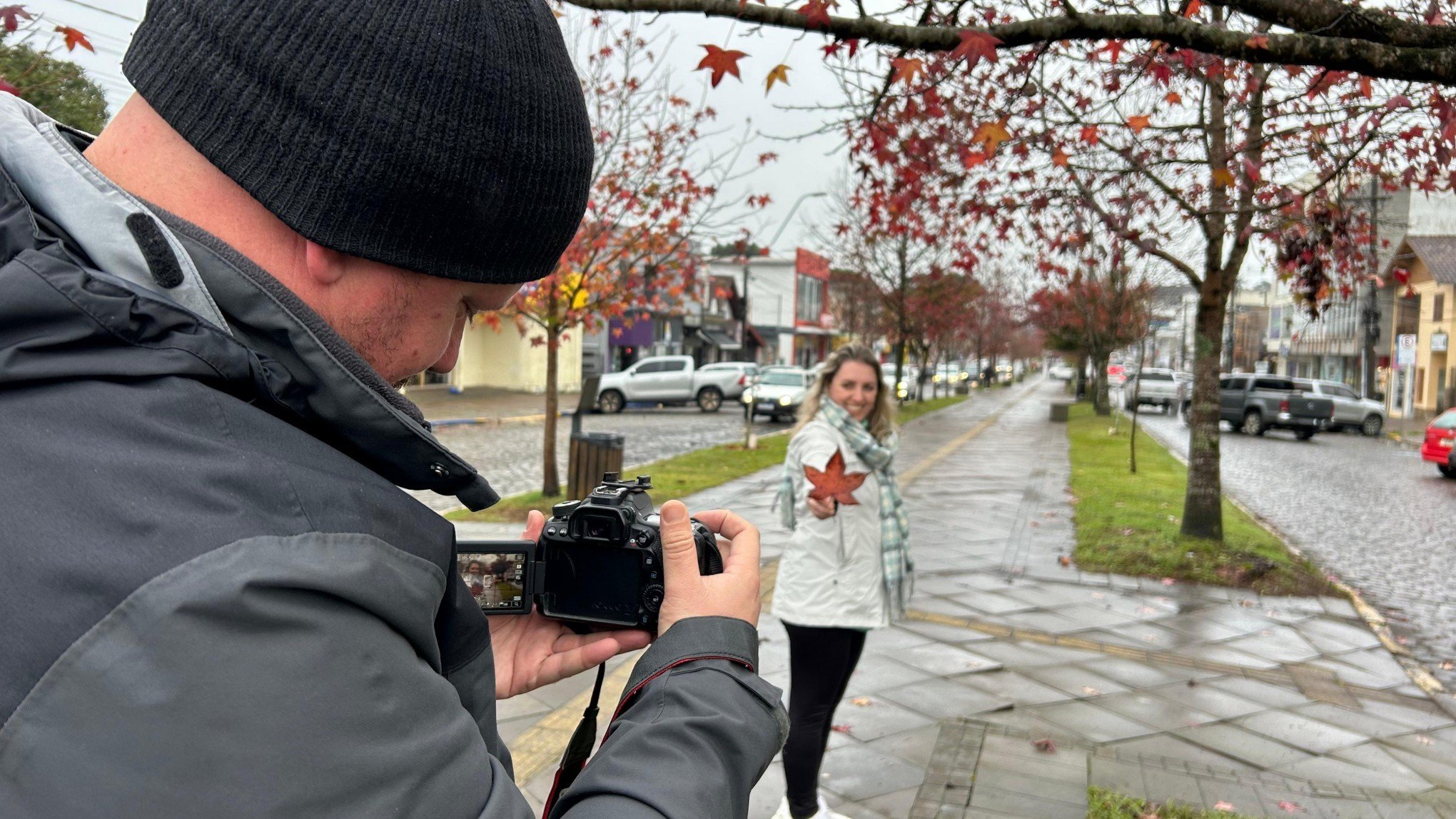 Mesmo sem neve, turistas aproveitam frio e paisagens de inverno