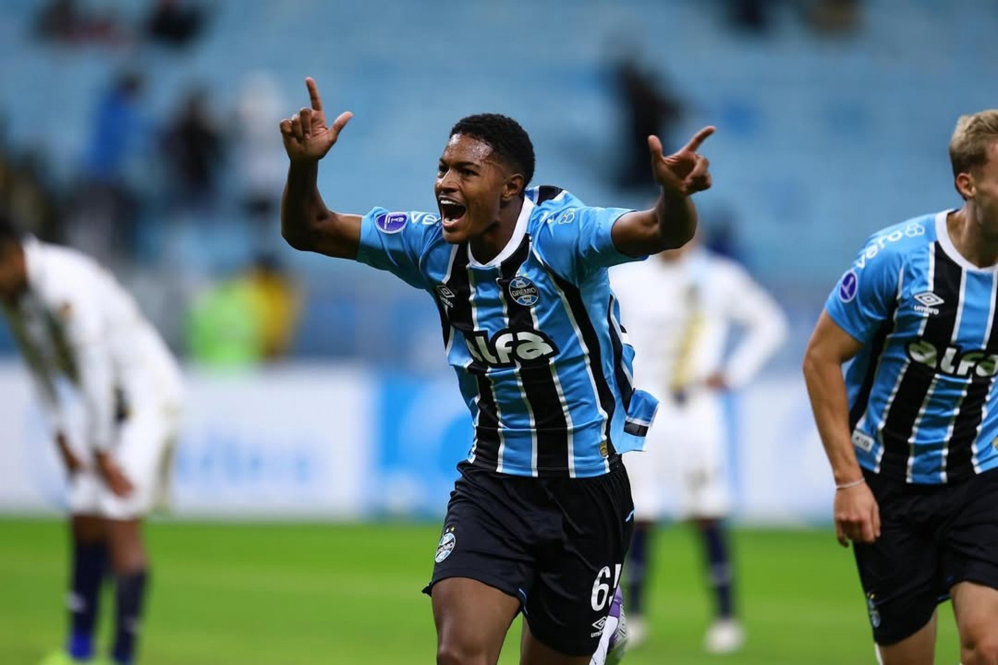 Saiba datas, horários e onde assistir aos jogos do Grêmio nos playoffs da Sul-Americana