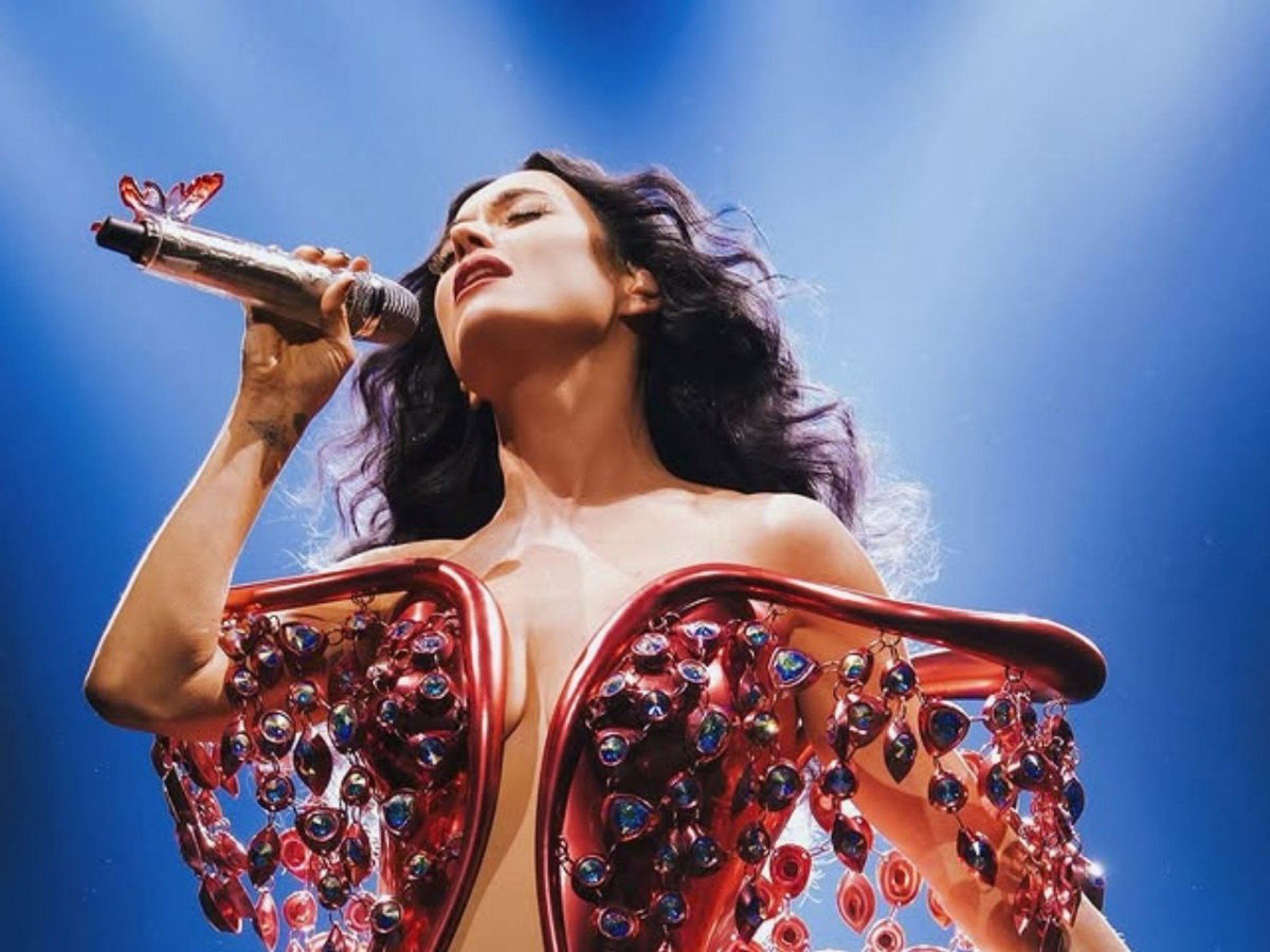 Katy Perry anuncia mais dois shows de turnê no Brasil; saiba onde e quando