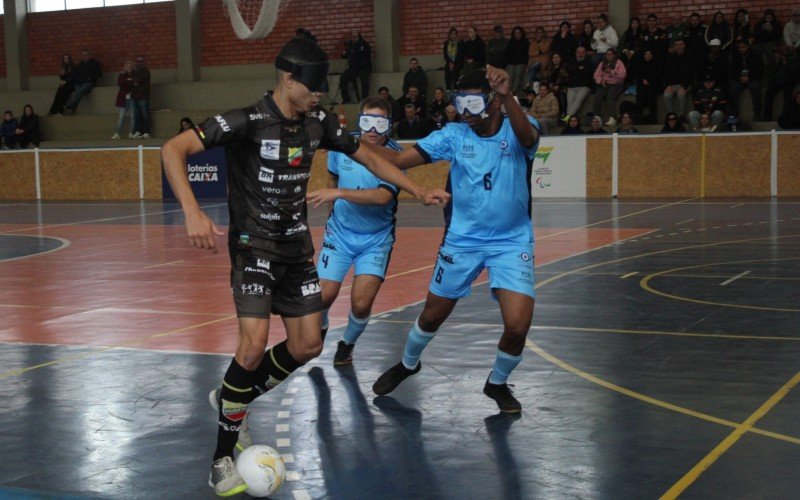 Contando com o apoio da torcida em Canoas, Agafuc venceu o Instituto Nova Visão por 2 a 1 na manhã deste sábado (31)