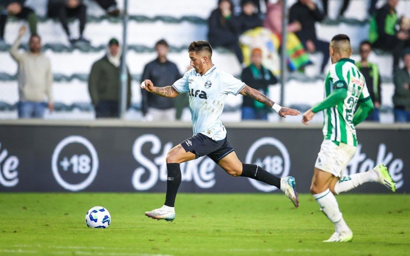 Cristian Oliveira ampliou para o Grêmio