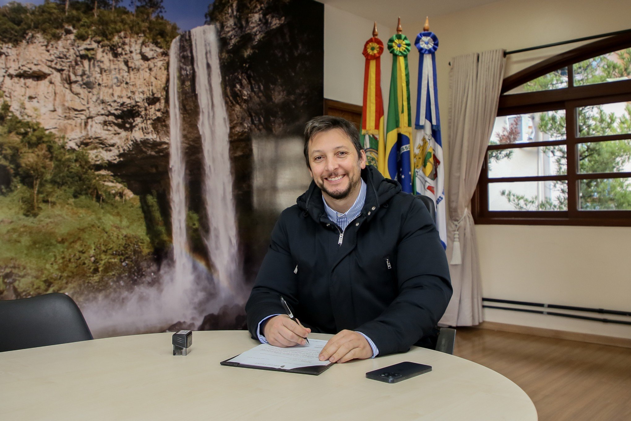 Prefeitura de Canela abrirá 50 vagas para o setor de educação; confira as oportunidades