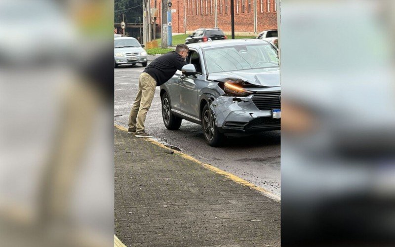 Acidente aconteceu na Avenida Sete de Setembro, em Novo Hamburgo | abc+
