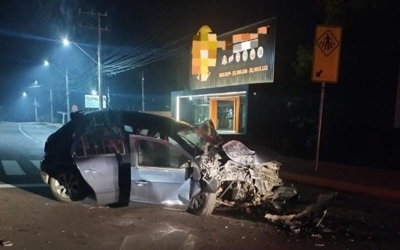 Colisão aconteceu por volta das 5h20 desta terça-feira | abc+