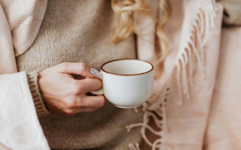 O ideal é consumir até quatro xícaras desta bebida por dia | abc+