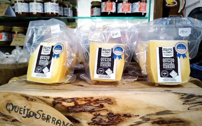 Queijo artesanal serrano de São Chico vence concurso estadual