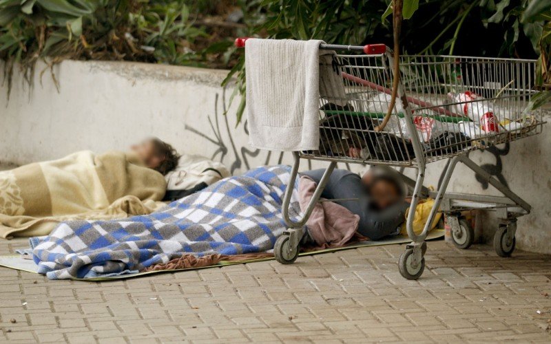Somente nas imediações do Centro de Canoas, podem ser contabilizados, pelo menos, 50 pessoas vivendo em situação de rua