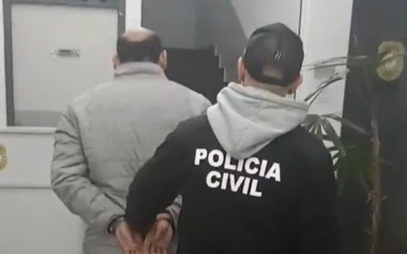 Mercadorias da Shopee são alvos de criminoso durante roubo a veículo no Vale do Sinos; saiba desfecho do caso
