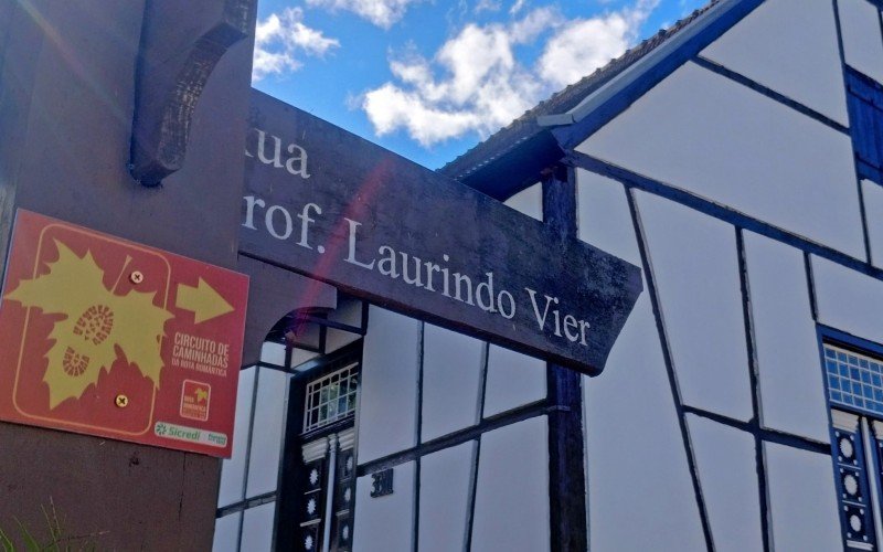 Caminho serÃ¡ sinalizado com placas inspiradas em modelos utilizados na Alemanha