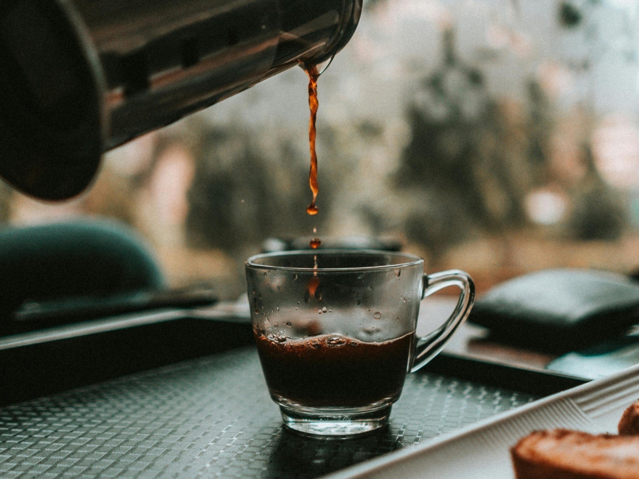 Parece, mas não é: Como identificar se é café fake ou real antes de comprar
