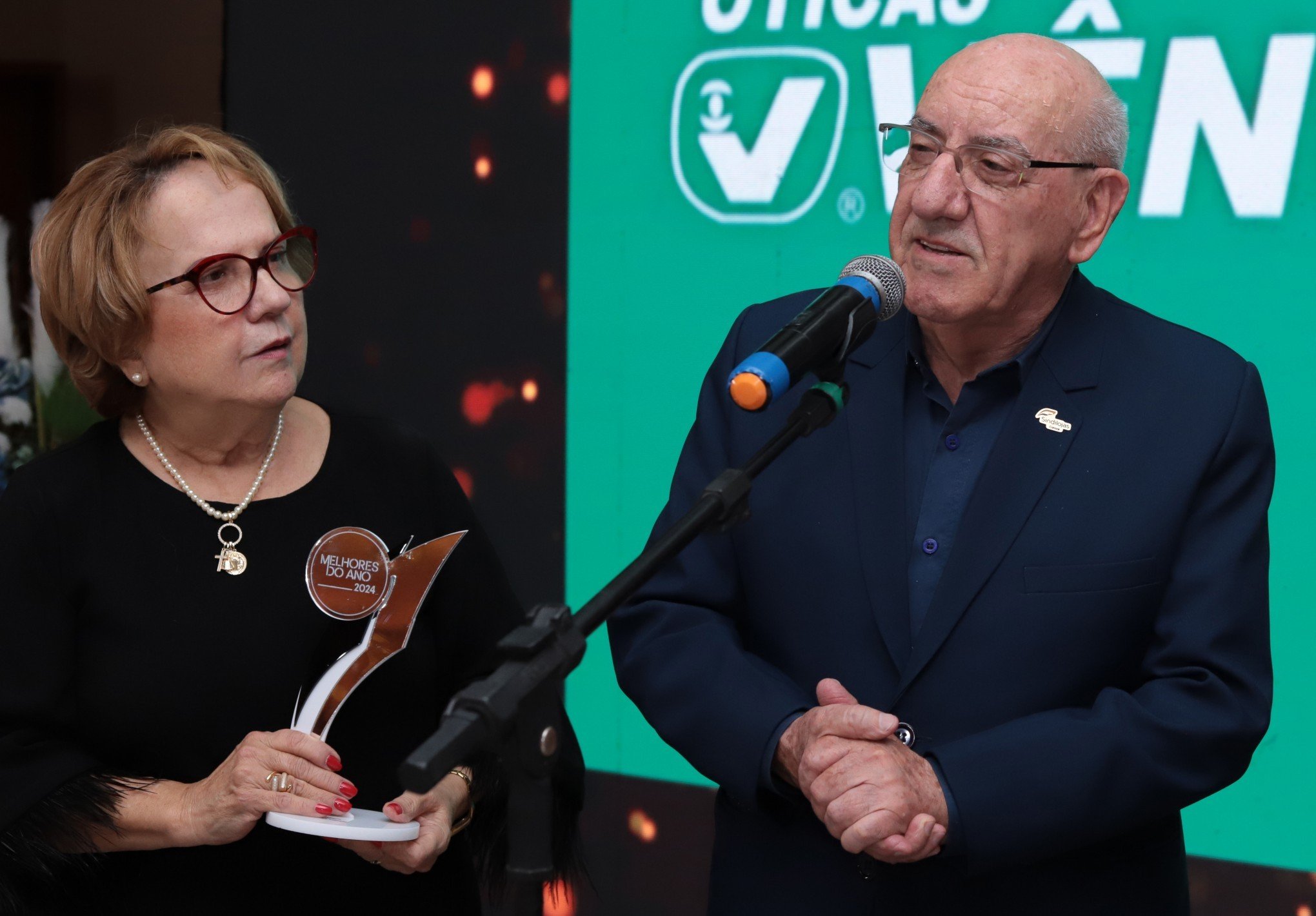 Liderança e solidariedade