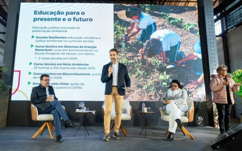 Governador Eduardo Leite durante anúncio de estratégias de descarbonização no RS | abc+