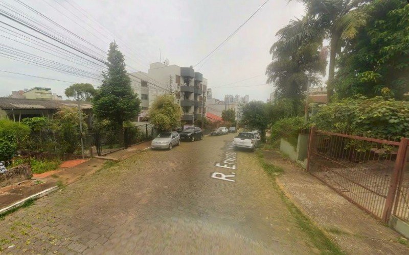 Rua onde mulher caiu de prédio em Lajeado, no Vale do Taquari | abc+