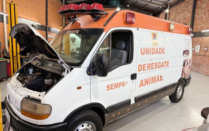 Veículo foi recuperado graças à solidariedade de duas empresas da cidade que doaram os serviços de recuperação mecânica e lavagem