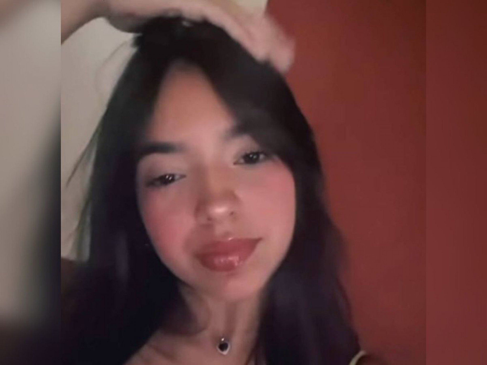 Adolescente que confessou ter colocado arsênico em bolo poderia ter feito outra vítima: "Por que tanta crueldade?"