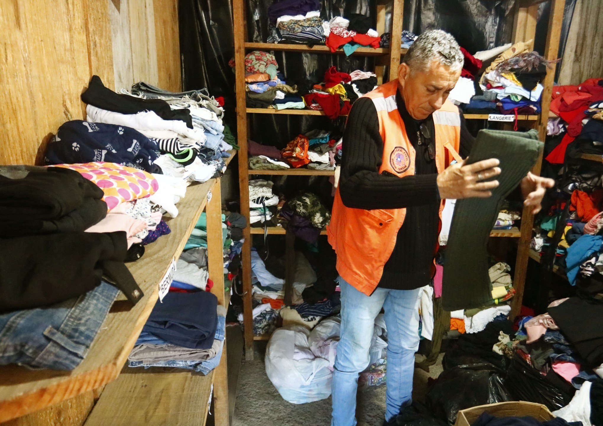 Um ano após as enchentes, Canoas planeja a maior Campanha do Agasalho já vista