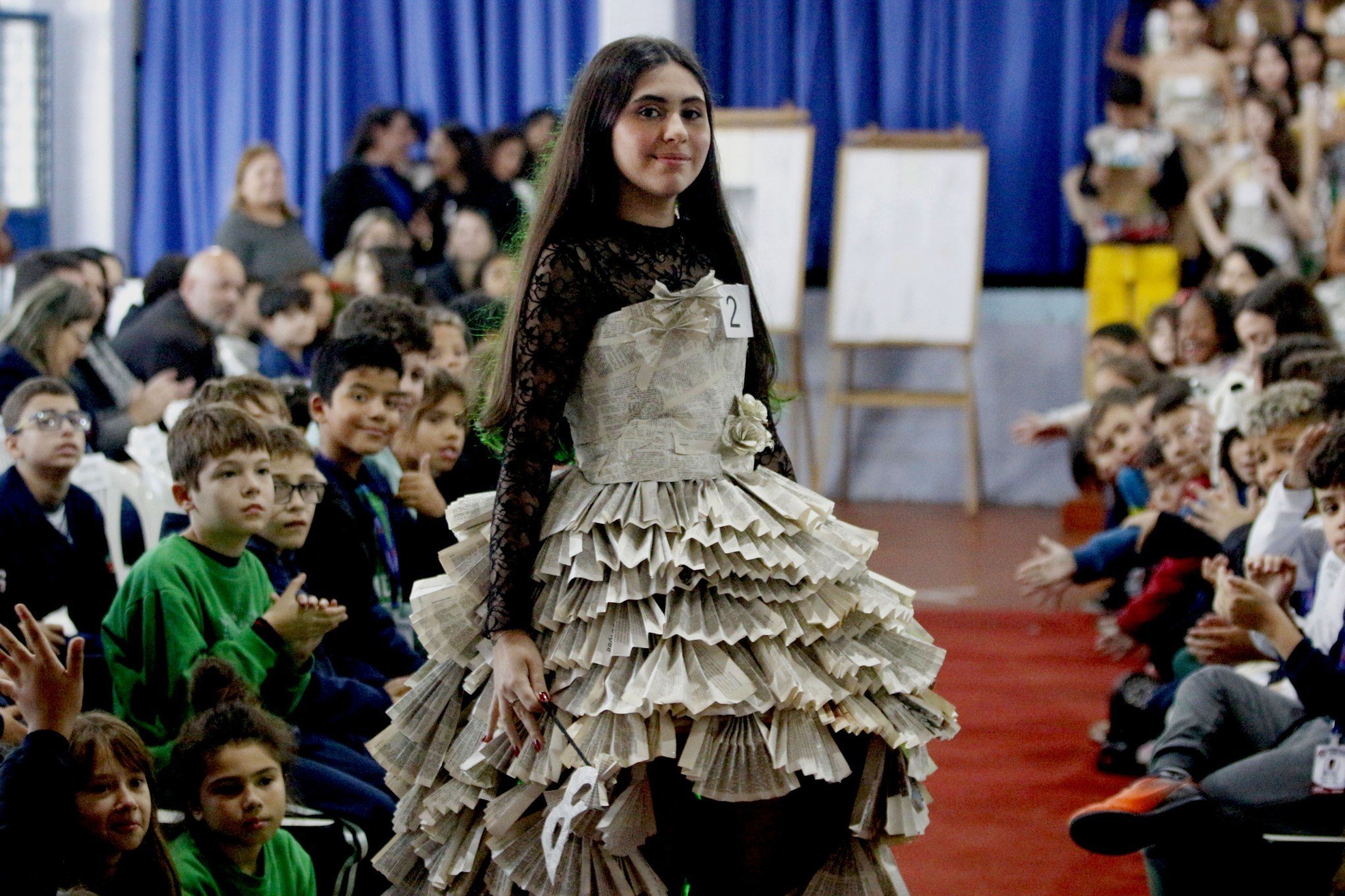 Colégio Marechal Rondon promove desfile de moda para celebrar Semana do Meio Ambiente