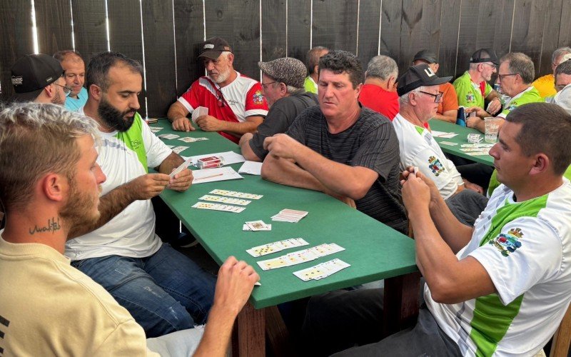 Últimas vagas para o Campeonato Municipal de Canastra de Gramado