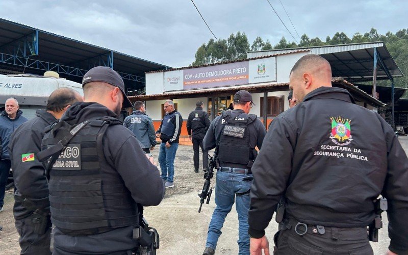 Centro de desmanche investigado por ligação com quadrilha será interditado pelo Detran