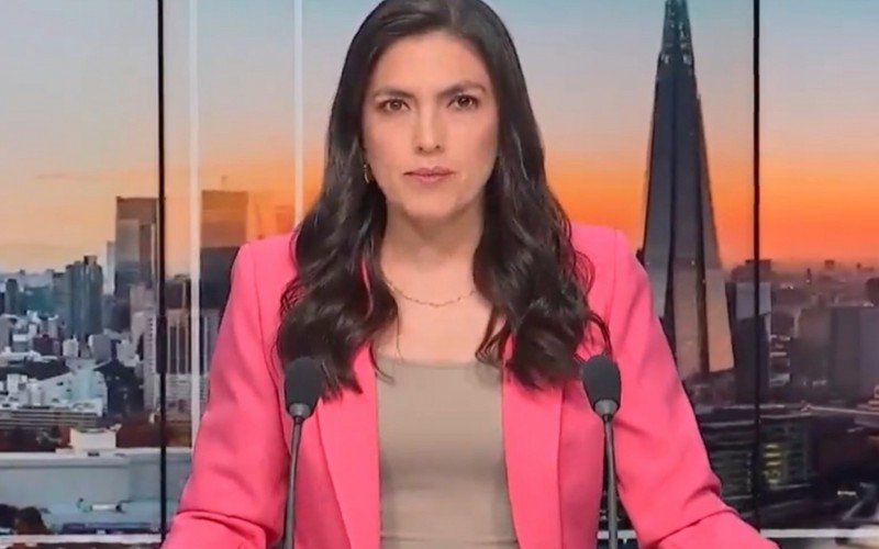 Apresentadora continuou a falar com o público enquanto terremoto abalava Colômbia | abc+
