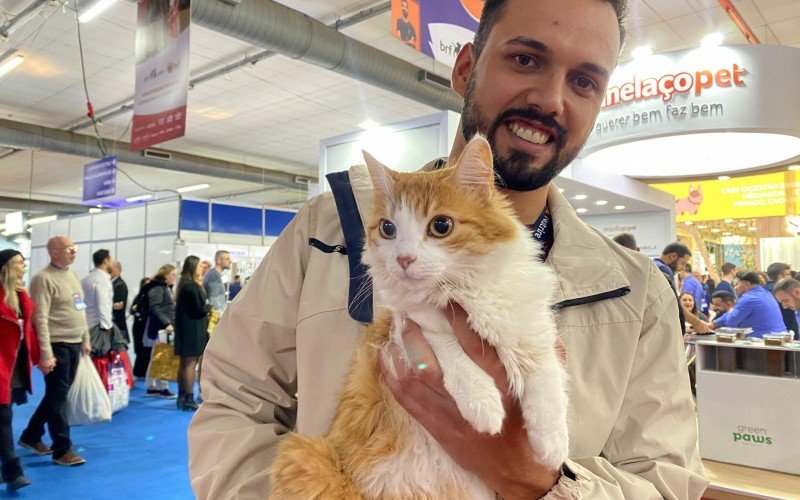 Gata Praieira é a pet influencer que esteve no evento | abc+