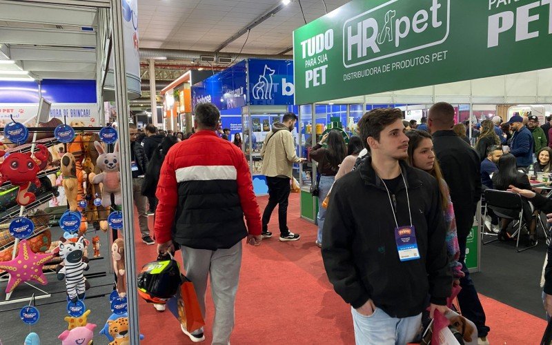 Feira de Negócios para Animais de Estimação teve grande movimentação logo no primeiro dia 