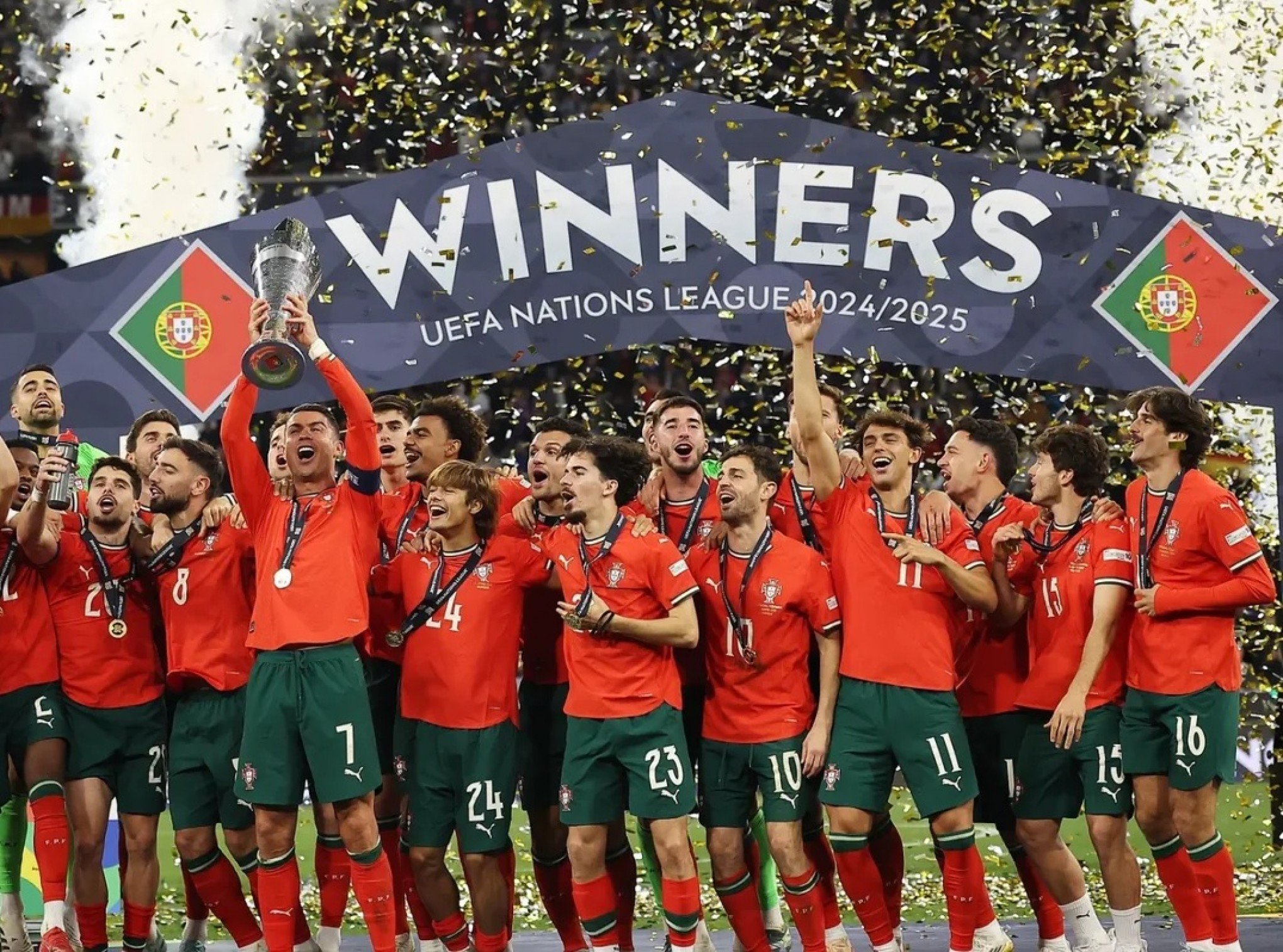 Portugal derrota a Espanha na disputa de pênaltis e é 1ª seleção bicampeã da Liga das Nações