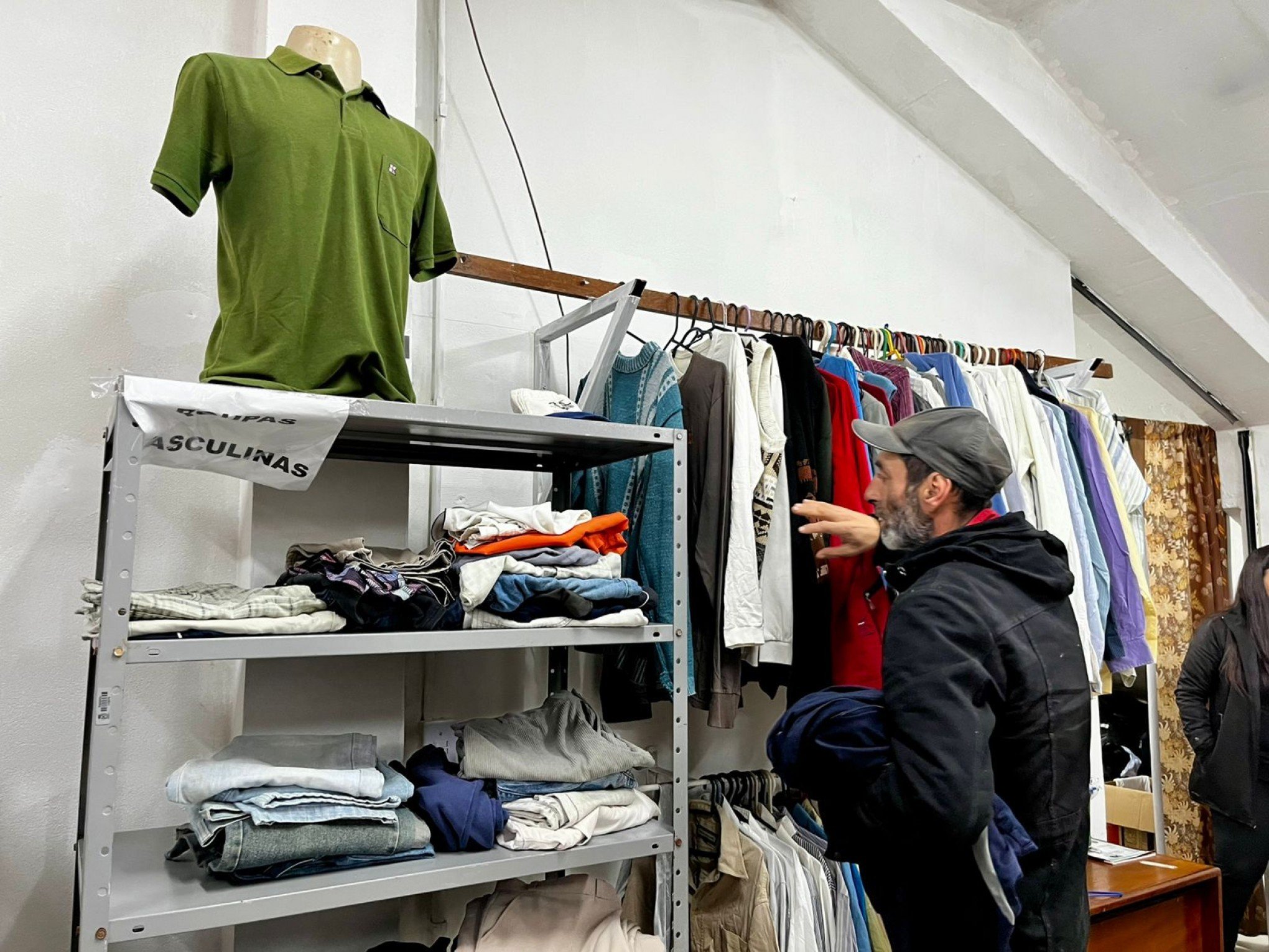 Campanhas do agasalho já arrecadaram mais de 37 mil peças de roupas na região