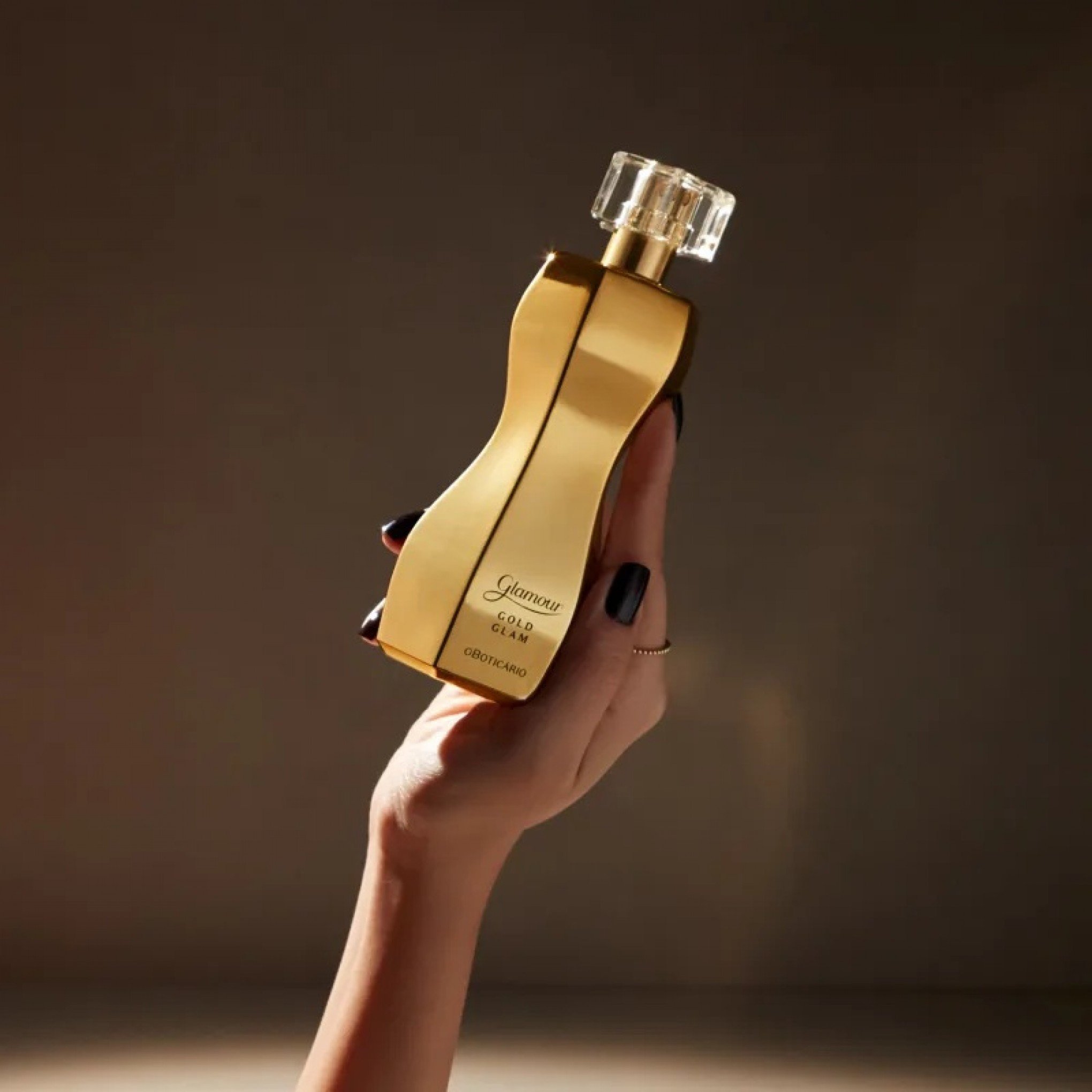 3 perfumes para usar no trabalho por menos de R$ 200