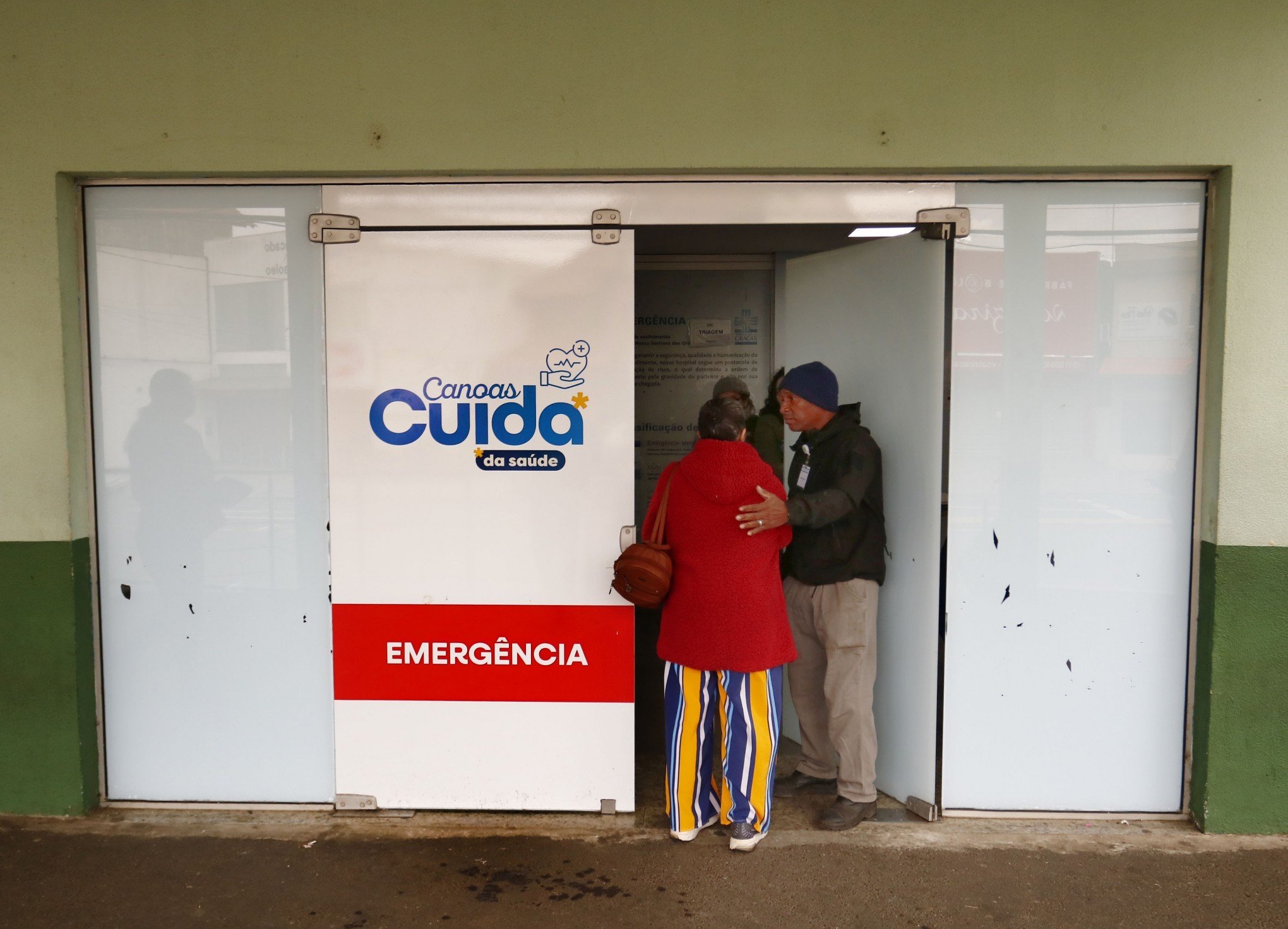 Funcionários que trabalhavam no HPSC vivem a expectativa de retornar às atividades
