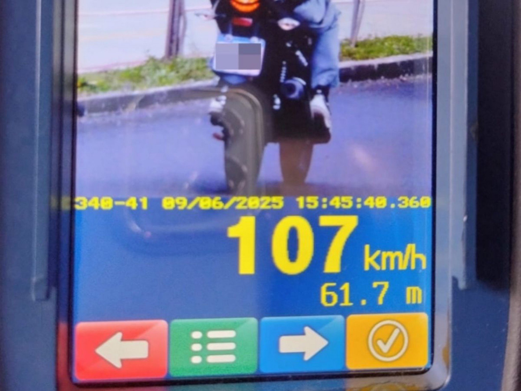 Motociclista é flagrado a 107 km/h em avenida do Vale do Sinos