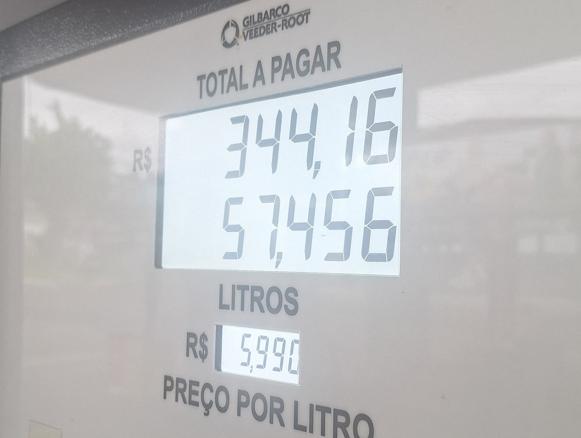 POSTO INTERDITADO: Motorista que abasteceu às margens da BR-116 descobre que foi cobrado por tanque cheio acima do limite do carro