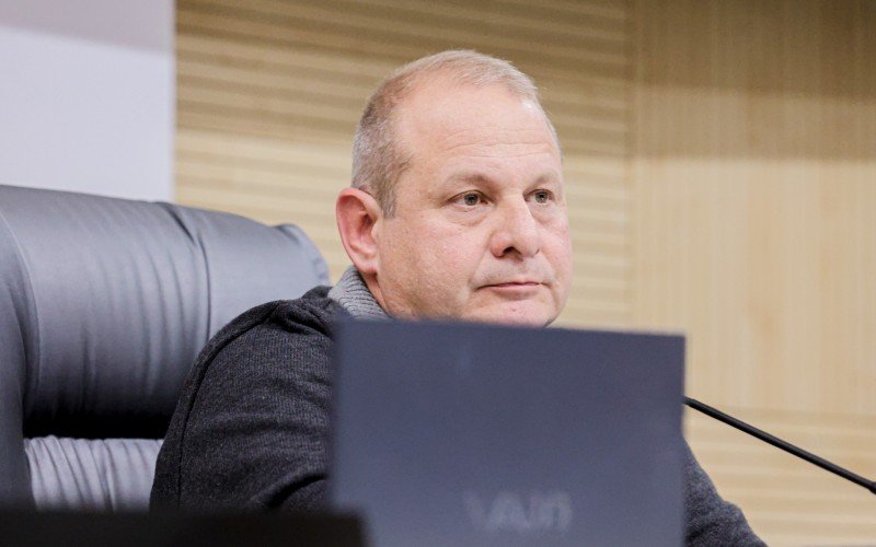 Declaração de Cristiano Coller (PP) repercutiu durante sessão da Câmara após visita de Rui Costa às obras no bairro Santo Afonso | abc+