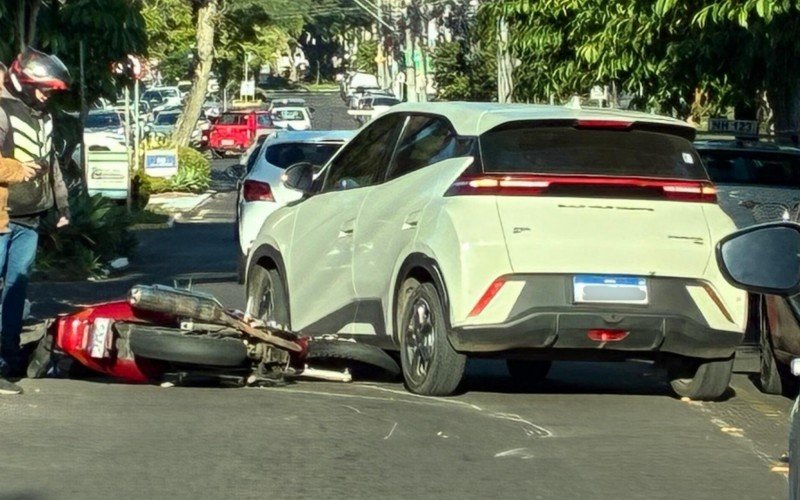 Acidente em frente ao Hospital Regina NH | abc+
