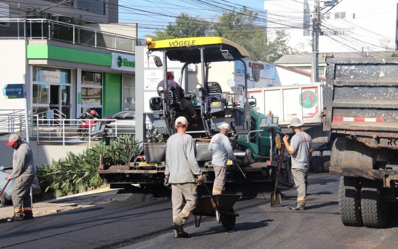 Trecho final de obras na Avenida Presidente Lucena