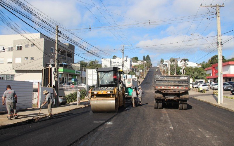 Trecho final de obras na Avenida Presidente Lucena