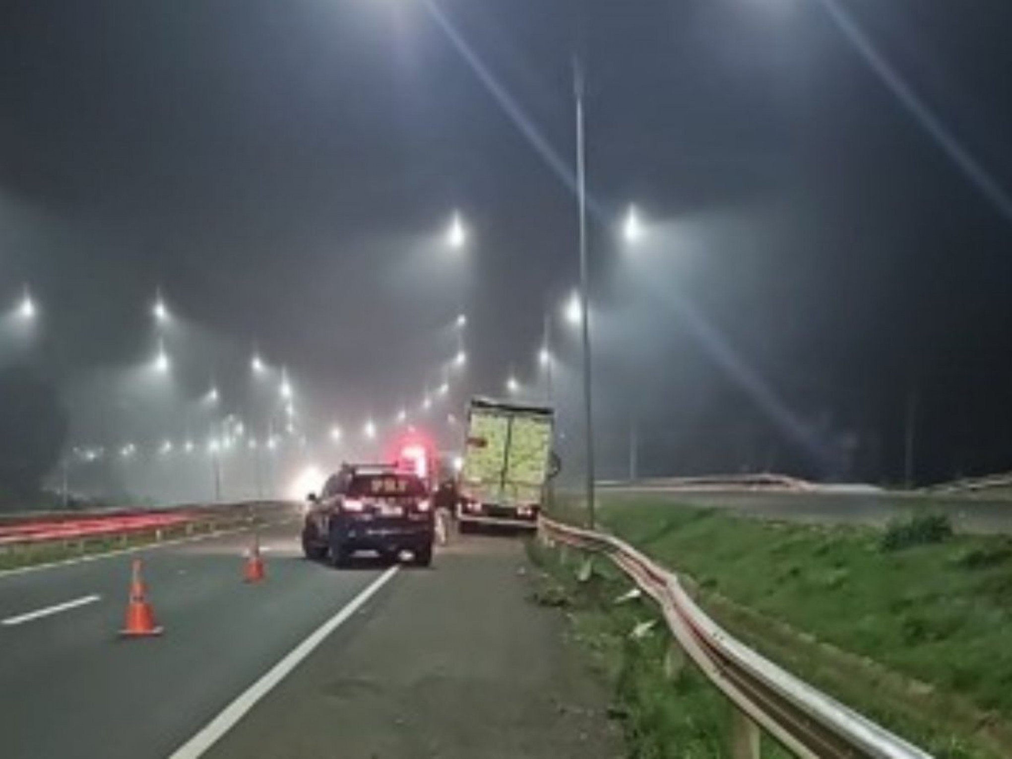 Motorista de caminhão morre após ser atingido por pedra enquanto trafegava pela BR-386