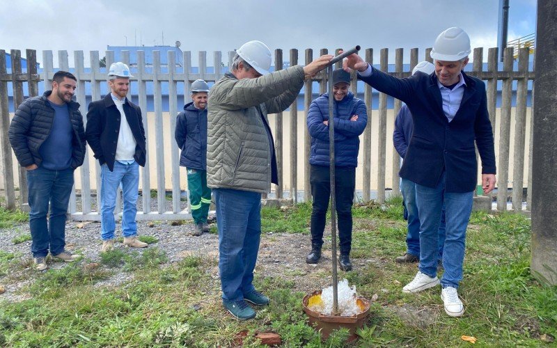 Ato simbólico de abertura de registro