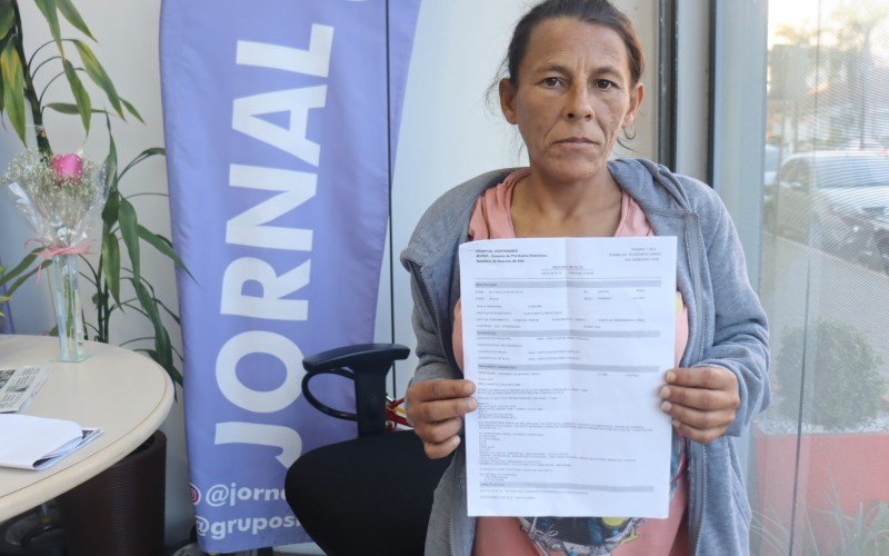 Silvana mostra, ao Jornal VS, exames que apontavam gestação de gêmeas