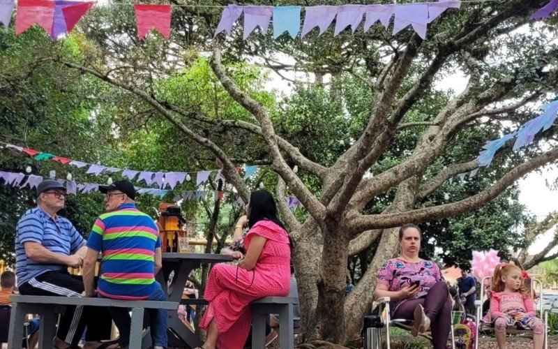 Em Morro Reuter, o arraial ocorre na praça municipal | abc+
