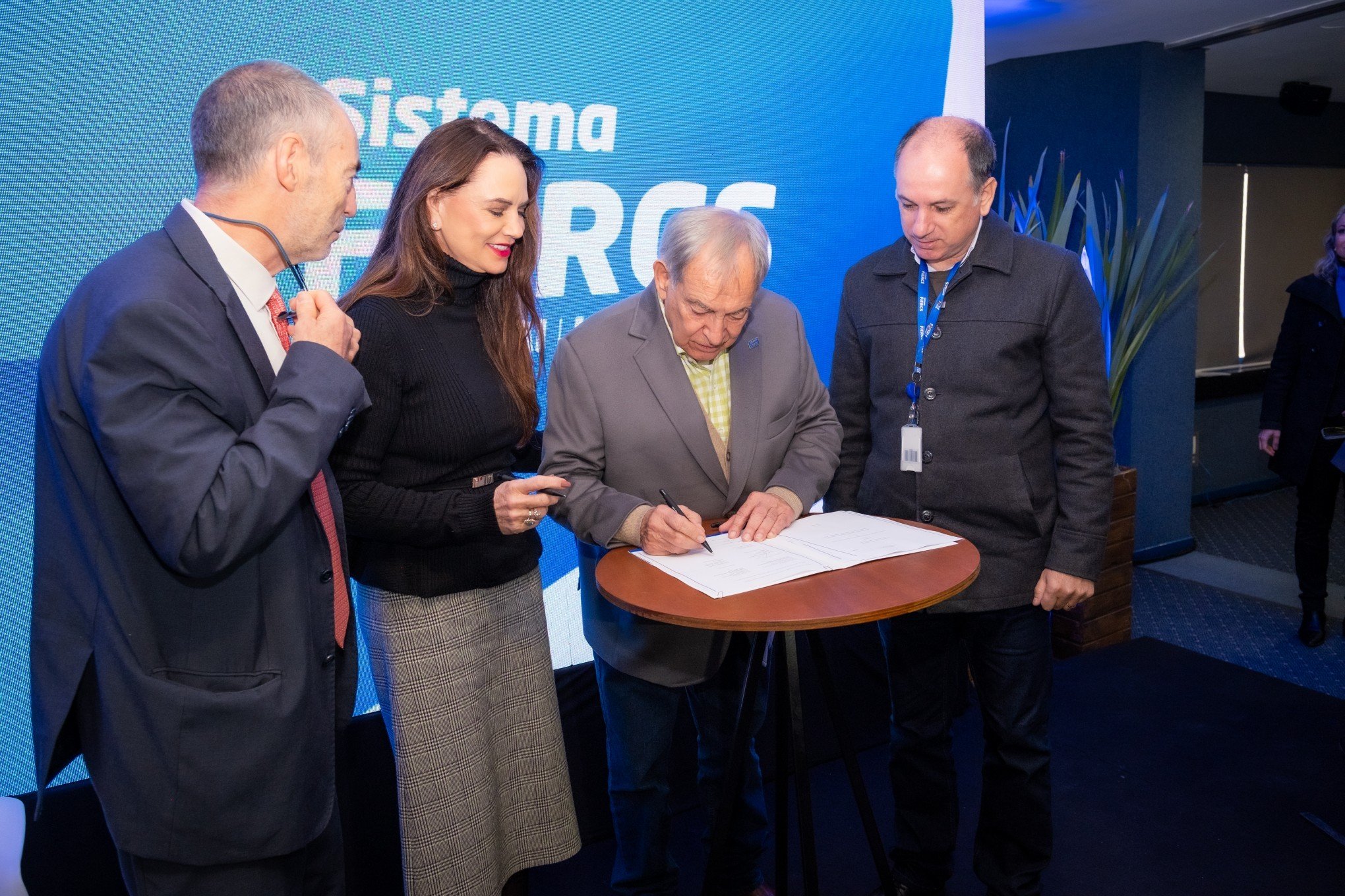 Fiergs lança programa para inserir migrantes e refugiados na indústria gaúcha; veja ações