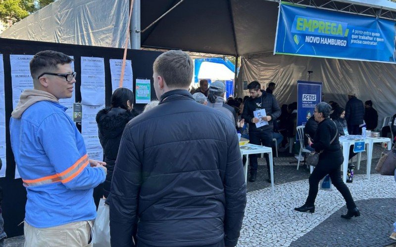 Feirão de empregos em Novo Hamburgo ocorre na Praça do Imigrante