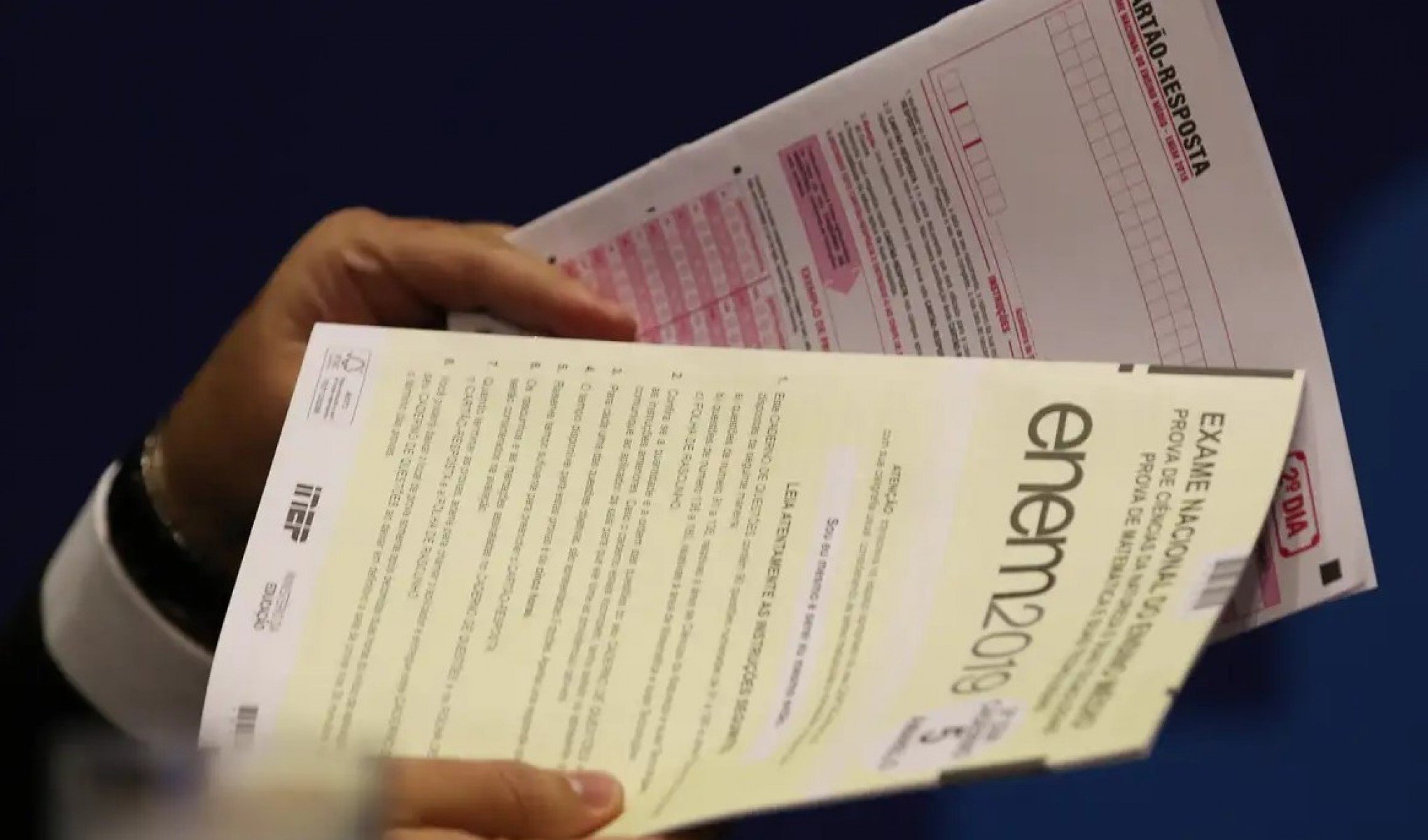 Sai o gabarito oficial do Enem 2025; veja como corrigir a prova
